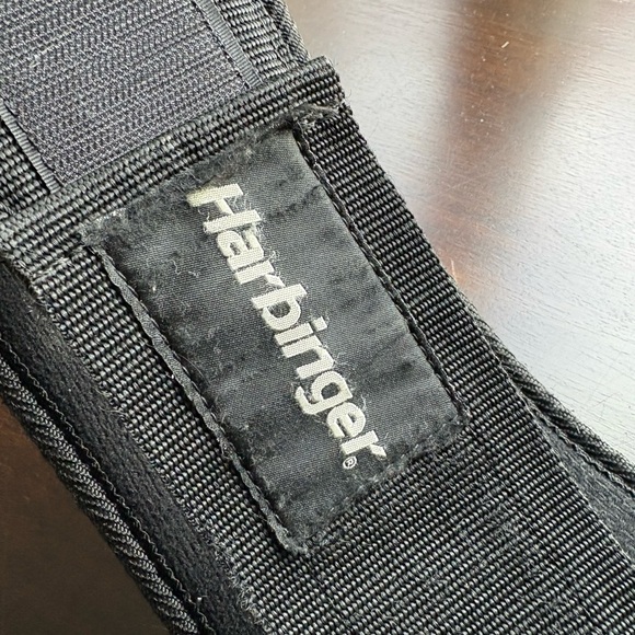 Harbinger 4” Nylon Weight Lifting Belt, Size Medium (29”-33”) - Picture 3 of 3